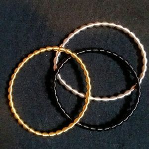 Metal Coil Stretch Bracelets